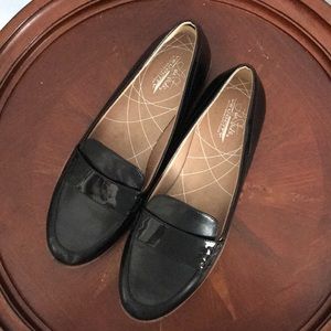 Life stride velocity memory foam loafers